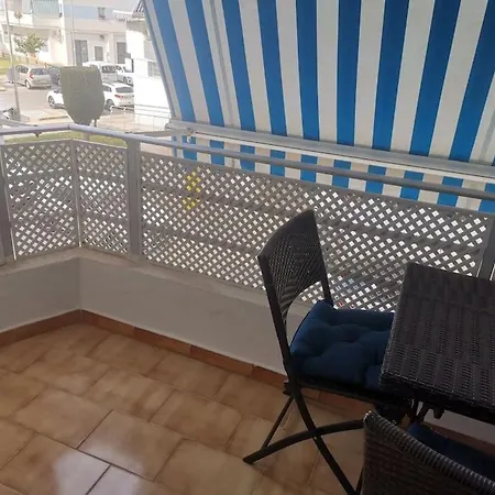 Piso En La Costilla-rota 아파트 로타